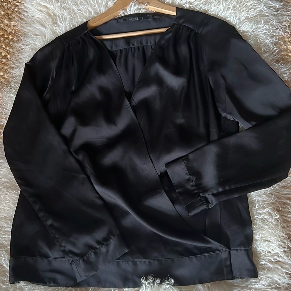 Guess Los Angeles Silky Wrap Blouse in New Condition